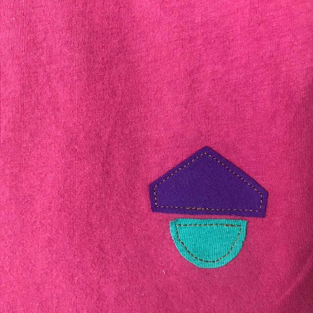 Adventure t shirt with cute applique - size 5