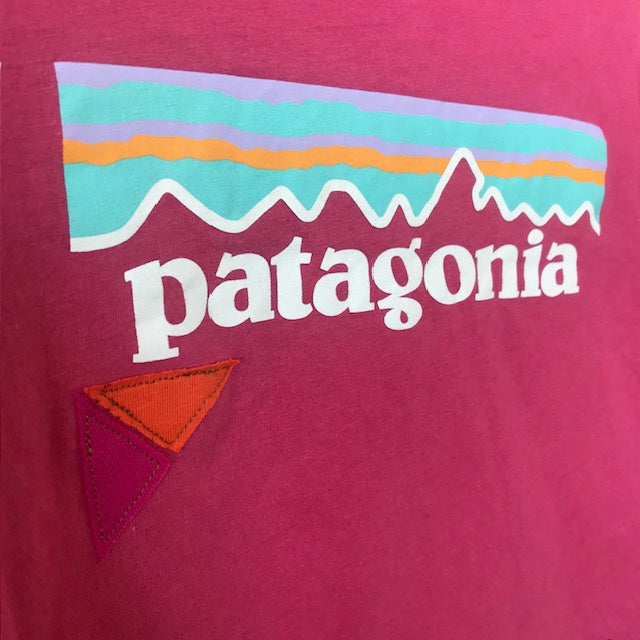Adventure t shirt with cute applique - size 5